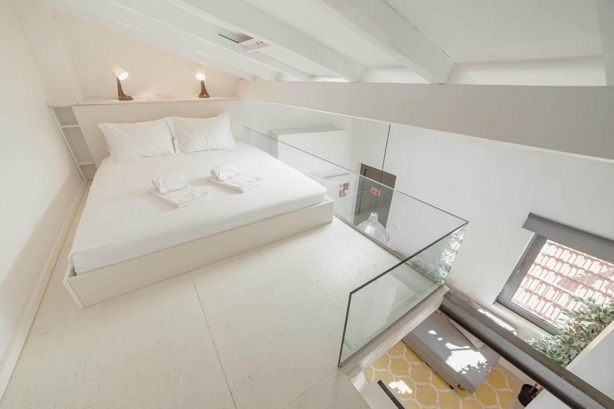 Mezzanine Stylish Apartments By Vacationy OOporto Exteriör bild